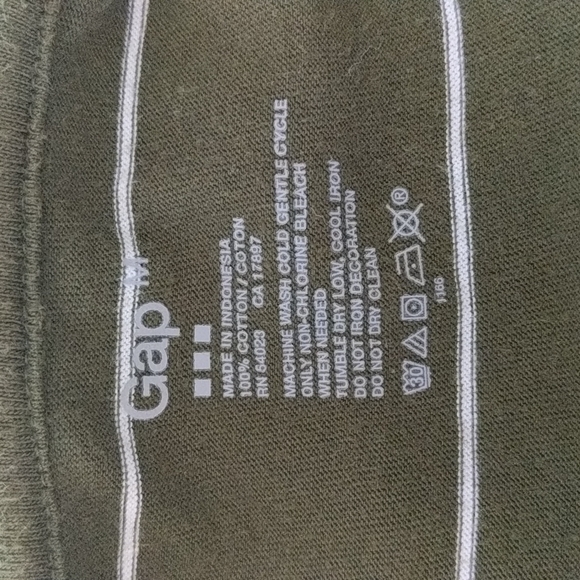 3/$15 Gap Factory Men's striped Polo Short Sleeve Tee - Picture 2 of 4